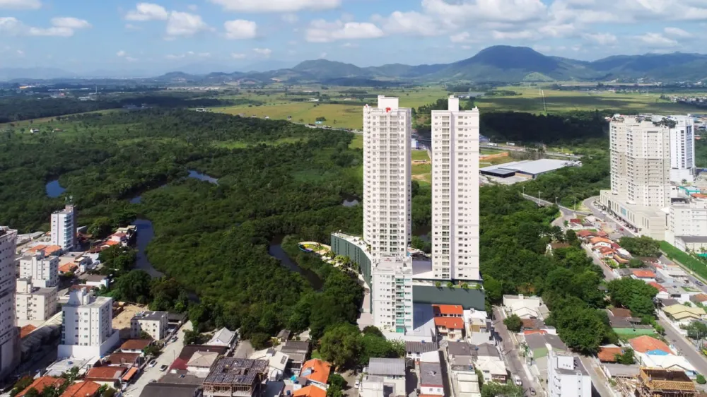Apartamento para venda no bairro Meia Praia em Itapema