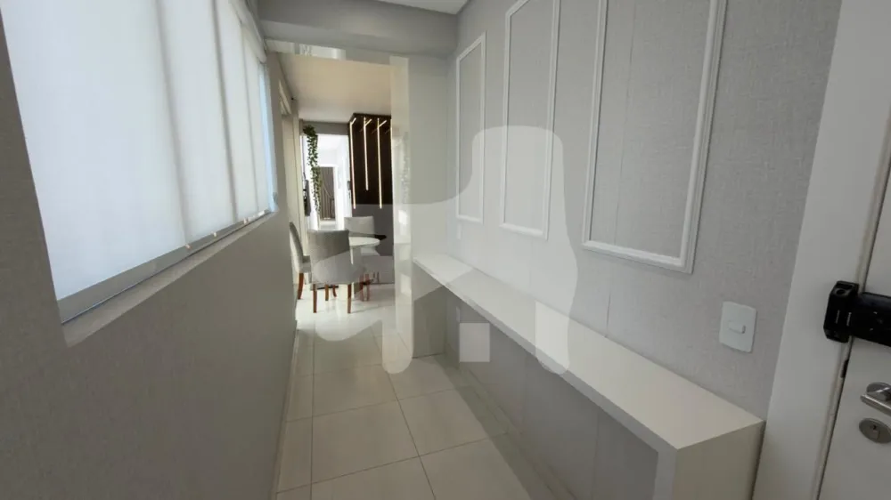 Apartamento 2 suítes para Venda no bairro Meia Praia em Itapema