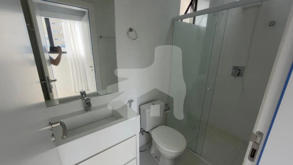 Apartamento 2 suítes para Venda no bairro Meia Praia em Itapema