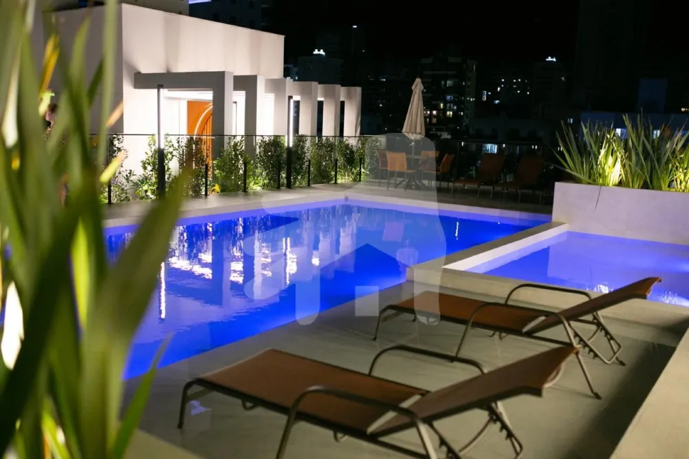 Apartamento 3 suítes para Venda no bairro Meia Praia em Itapema