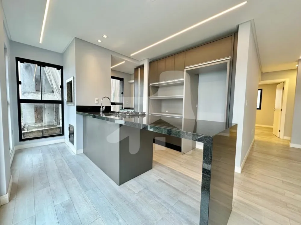 Apartamento 3 quartos para Venda no bairro Meia Praia em Itapema