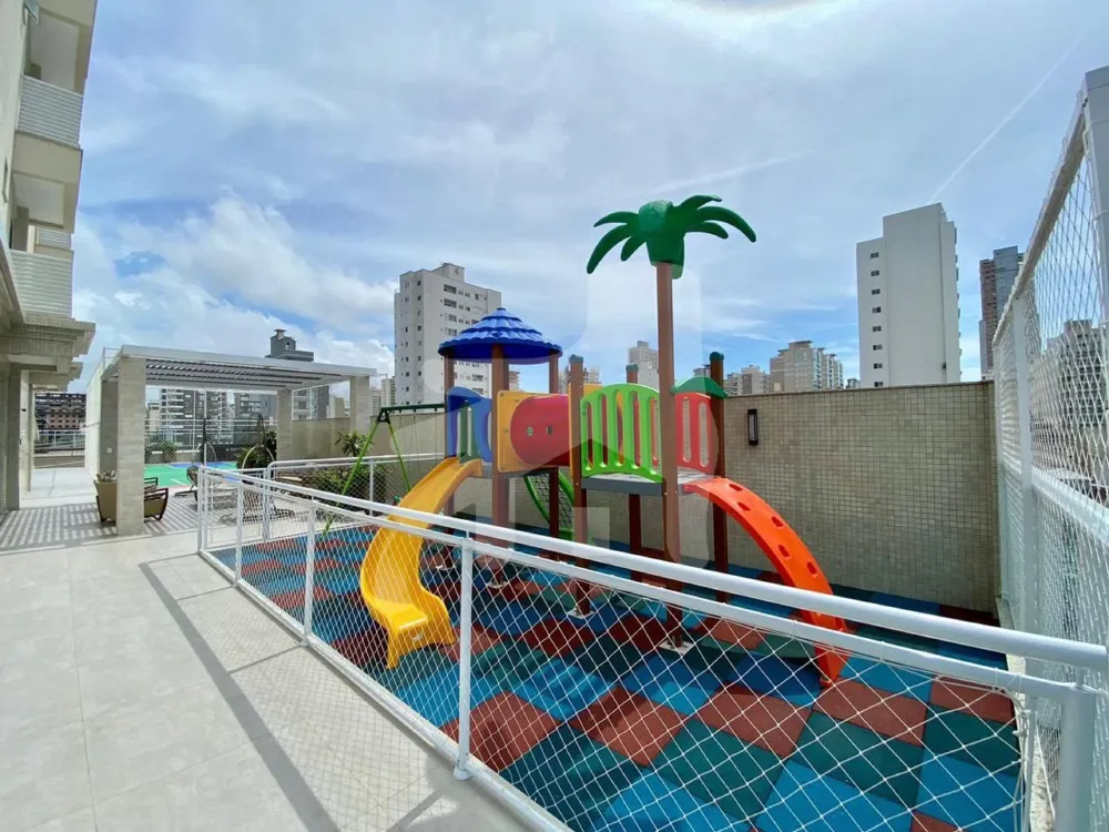 Apartamento para Venda no bairro Meia Praia em Itapema