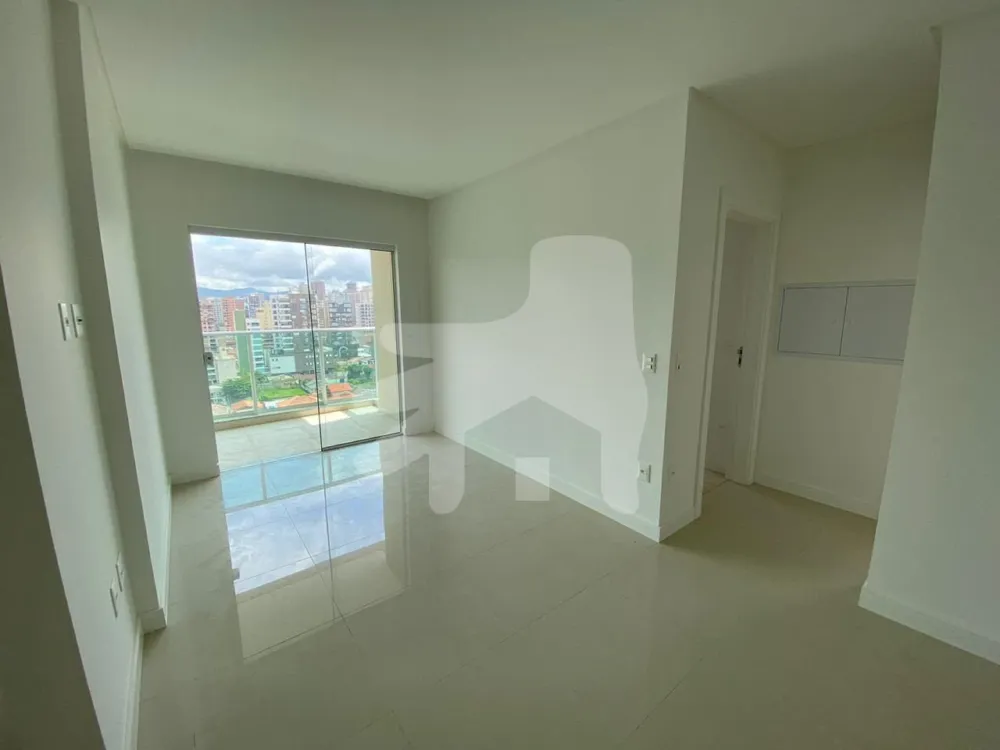 Apartamento para Venda no bairro Meia Praia em Itapema
