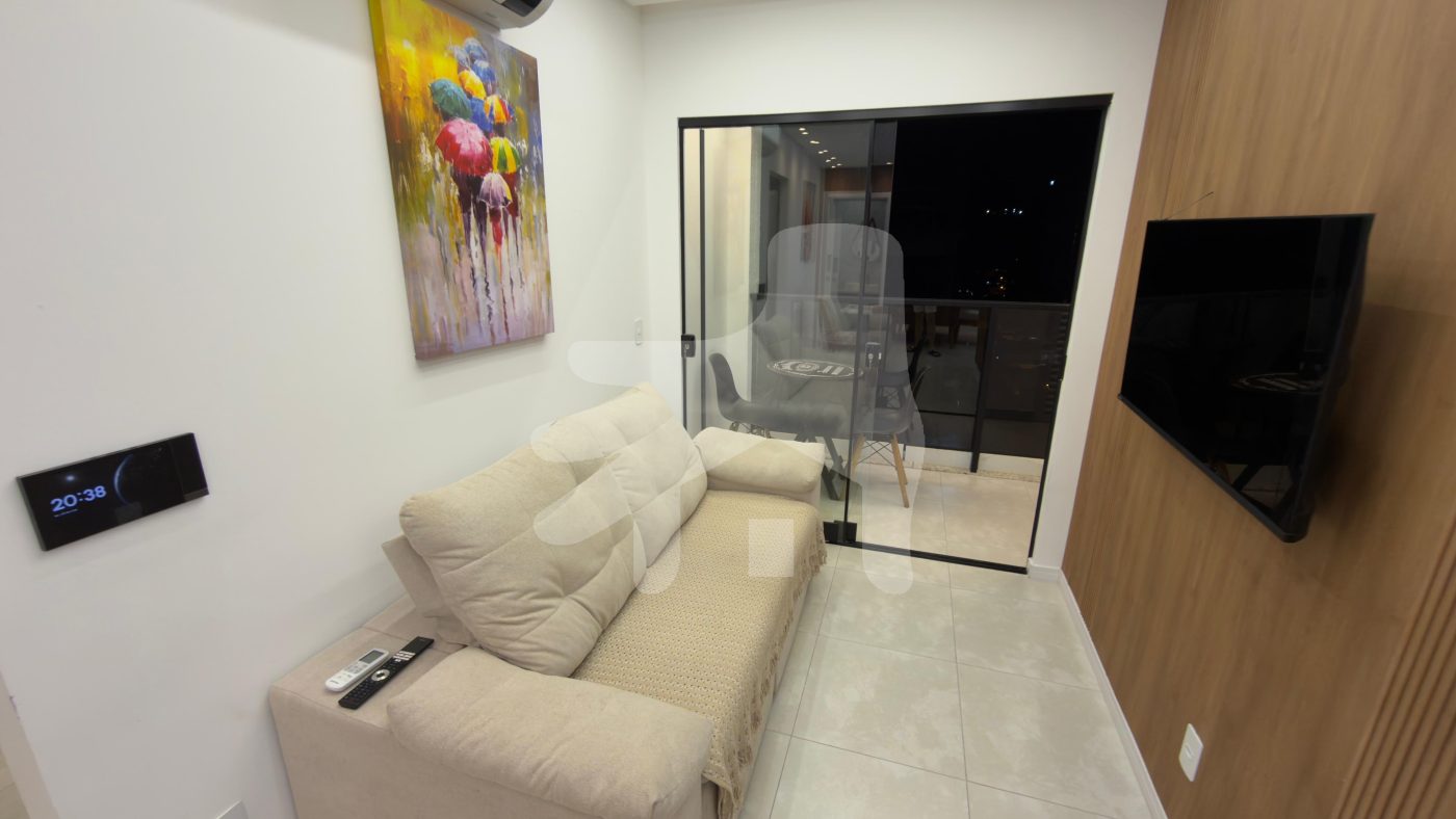 Apartamento novo mobiliado (frente rua e andar alto) 1 suíte + 02 dormitórios