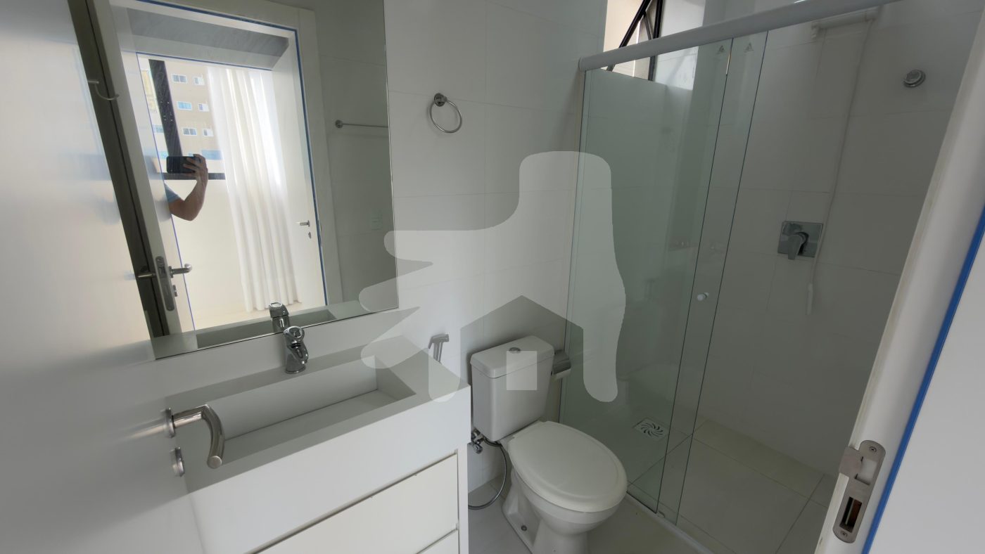 Apartamento 2 suítes para Venda no bairro Meia Praia em Itapema