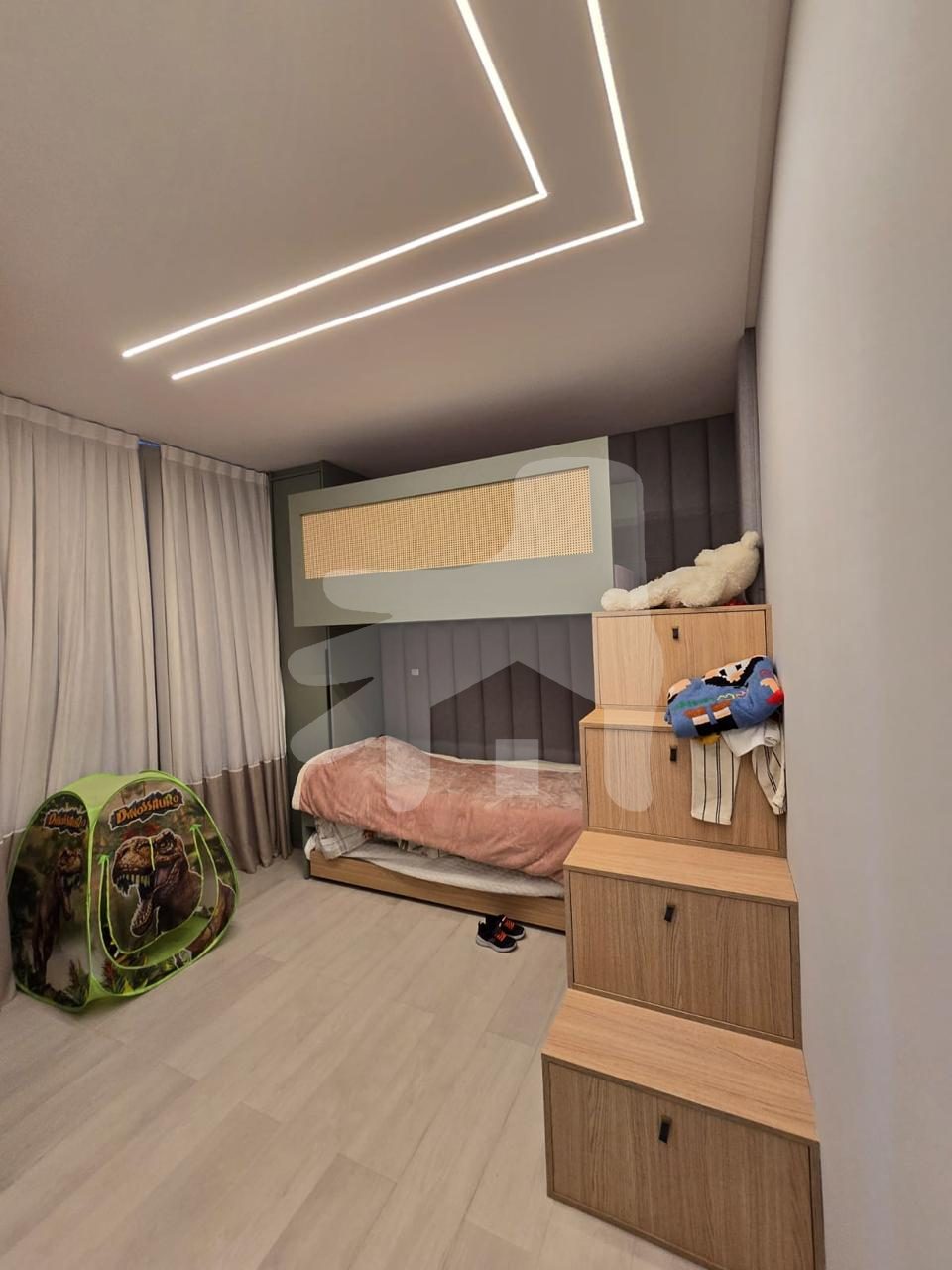 Apartamento 4 suítes para Venda no bairro Meia Praia em Itapema