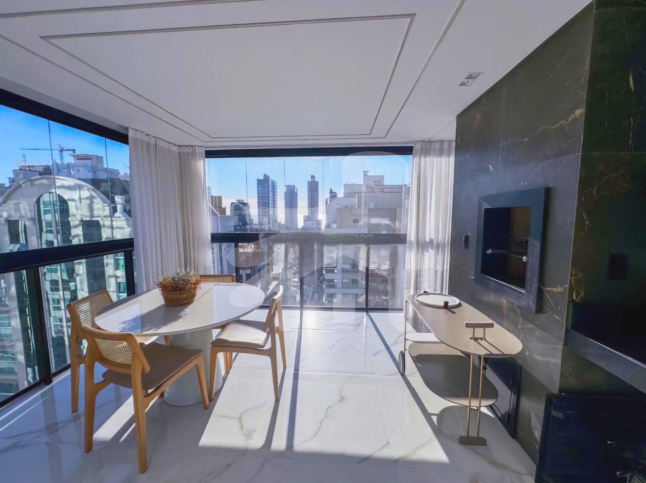 Apartamento 4 suítes para Venda no bairro Meia Praia em Itapema