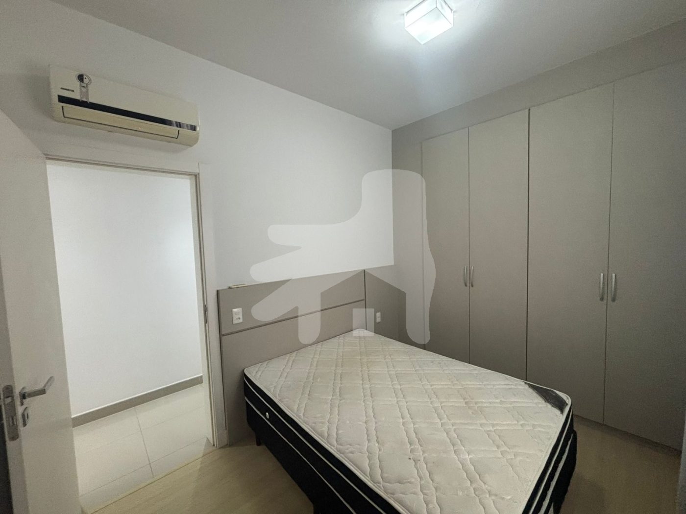 Apartamento 3 suítes para Venda no bairro Meia Praia em Itapema