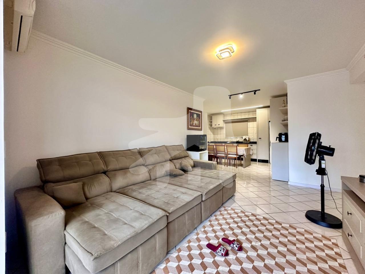 Apartamento 3 quartos para Venda no bairro Meia Praia em Itapema