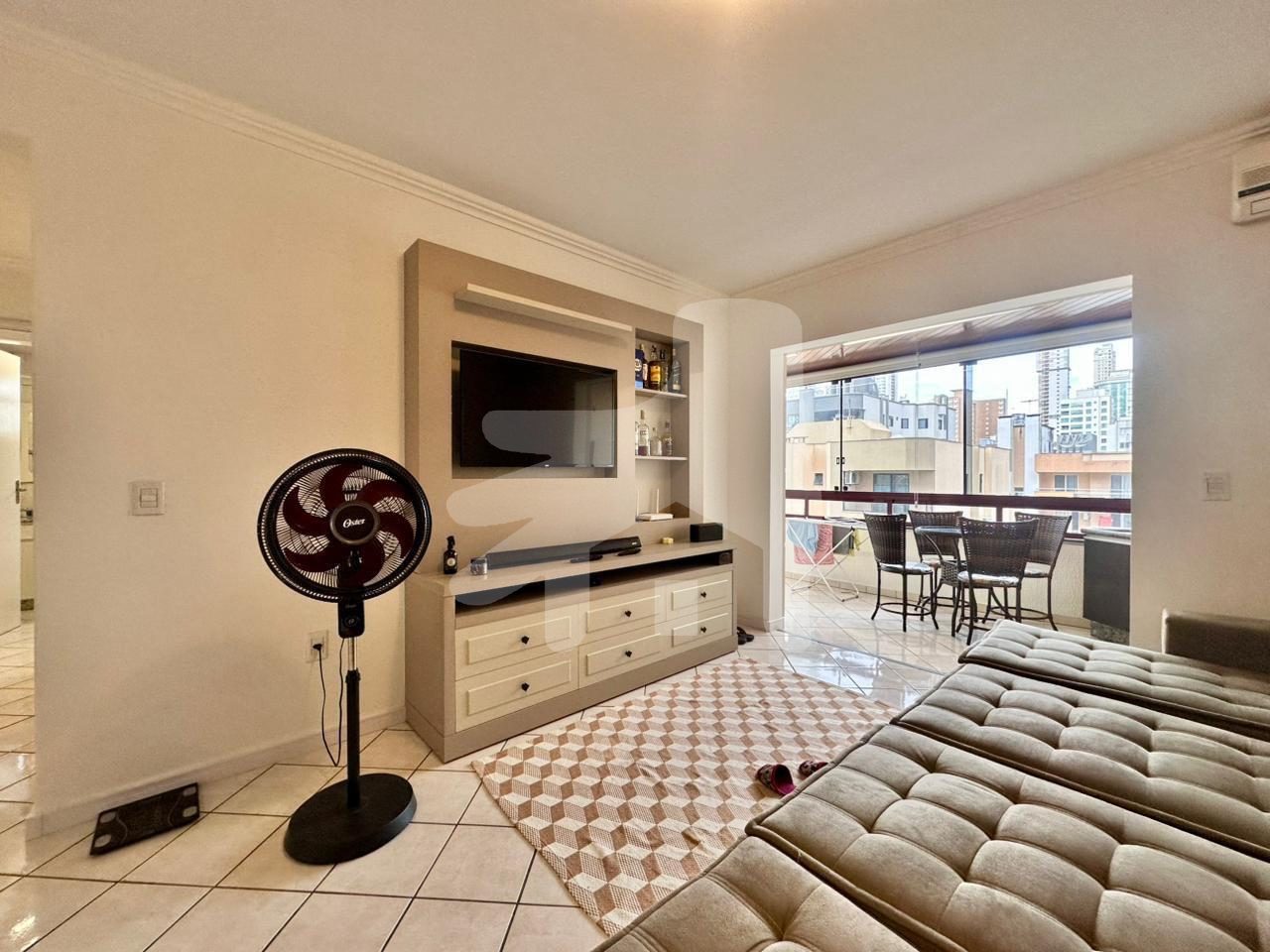Apartamento 3 quartos para Venda no bairro Meia Praia em Itapema