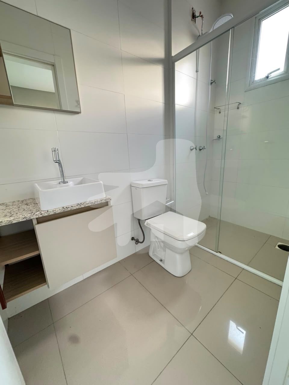 Apartamento 3 suítes para Venda no bairro Meia Praia em Itapema