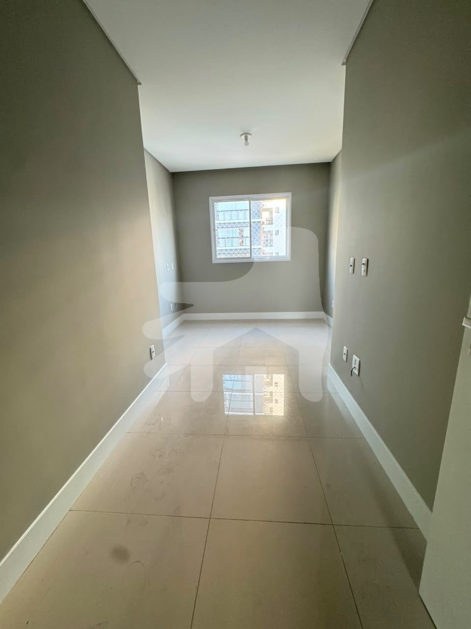 Apartamento 3 suítes para Venda no bairro Meia Praia em Itapema