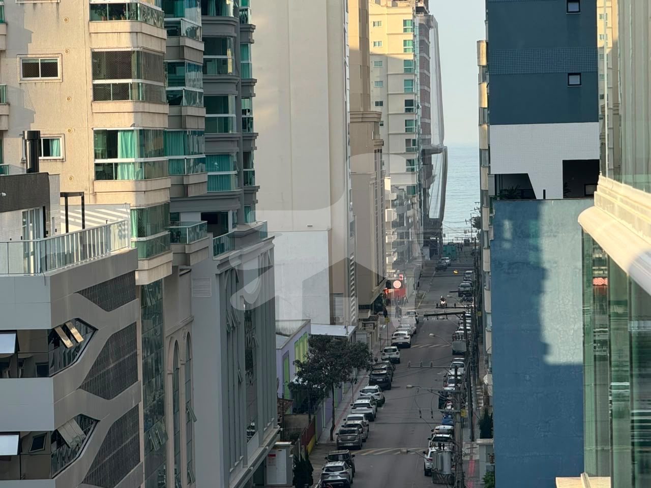 Apartamento 3 suítes para Venda no bairro Meia Praia em Itapema
