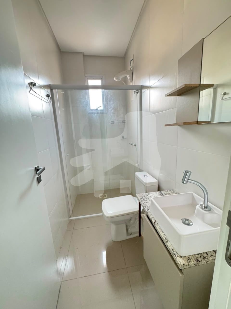 Apartamento 3 suítes para Venda no bairro Meia Praia em Itapema