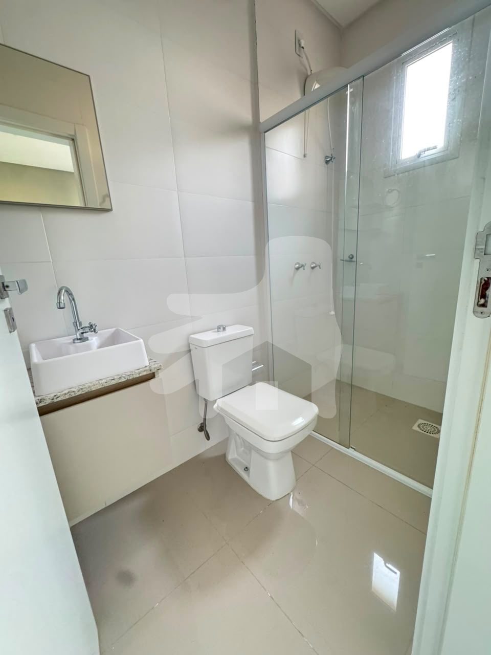 Apartamento 3 suítes para Venda no bairro Meia Praia em Itapema