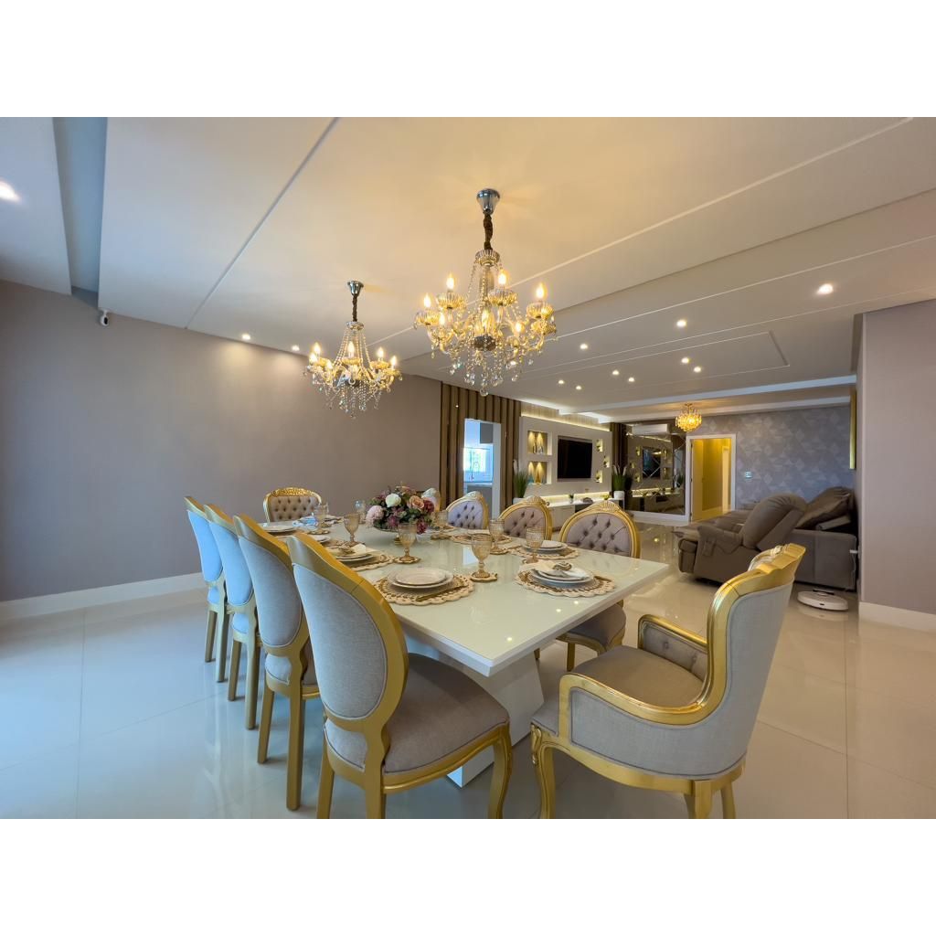 Lindo Apartamento Alto Padrão Frente a Avenida com Vista Mar Finamente Mobiliado