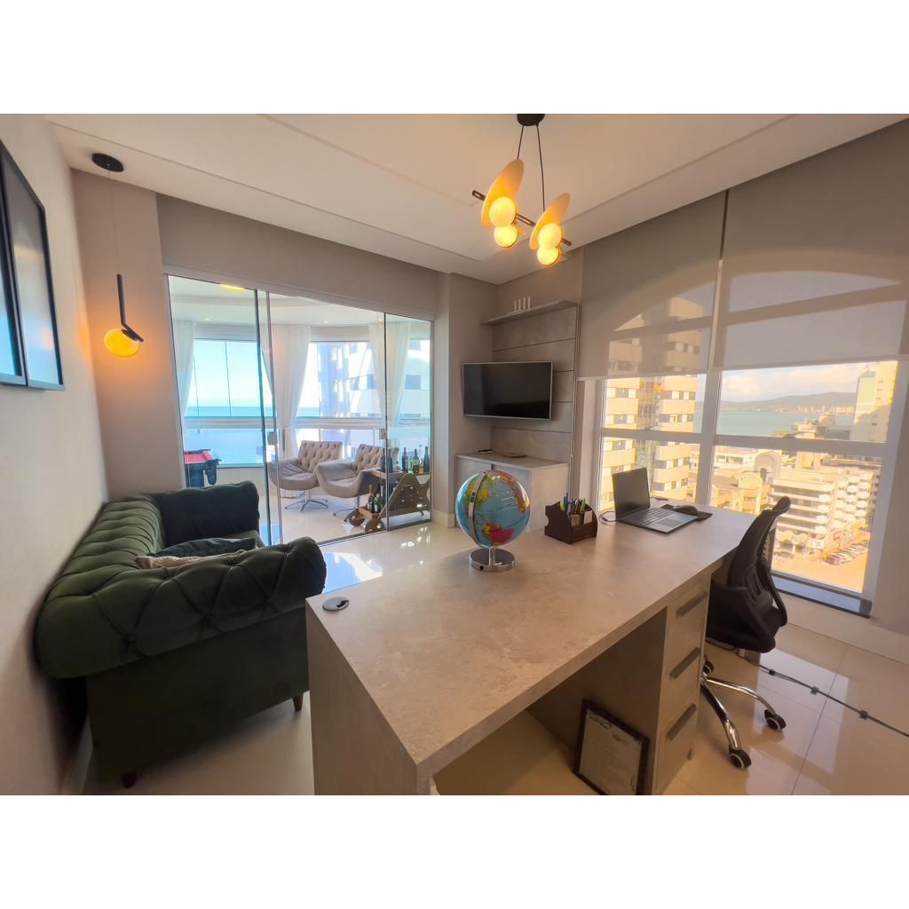 Lindo Apartamento Alto Padrão Frente a Avenida com Vista Mar Finamente Mobiliado